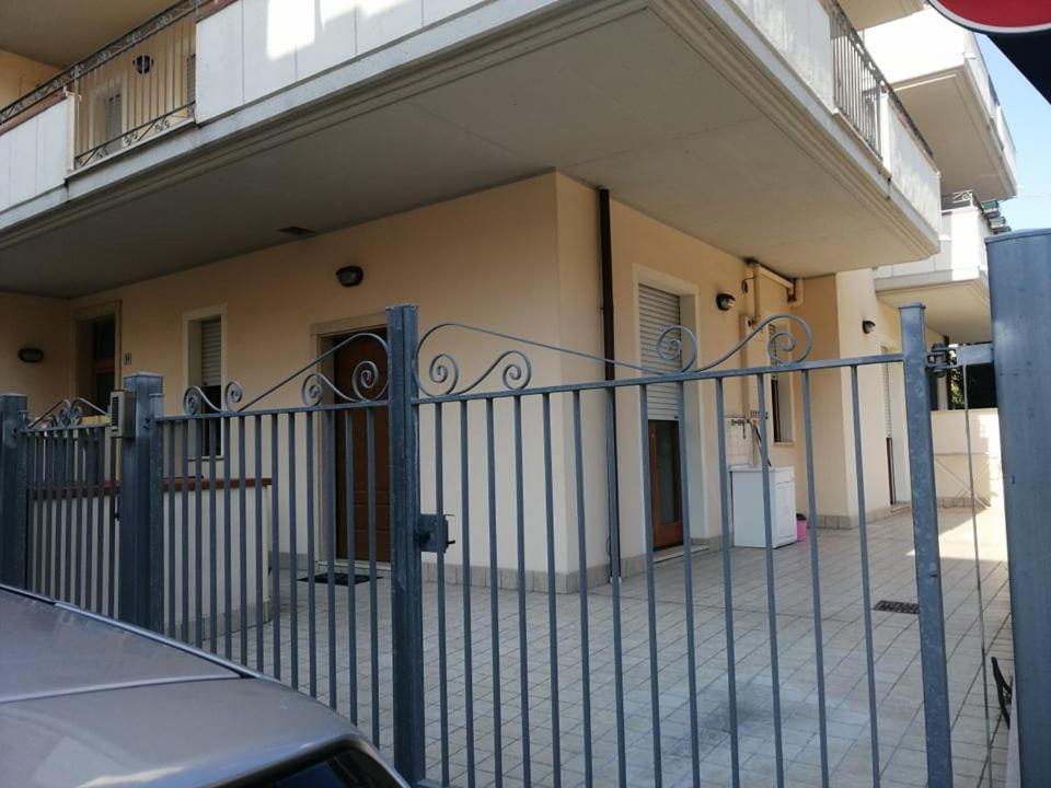 Appartamento Piano Terra San Benedetto del Tronto Extérieur photo